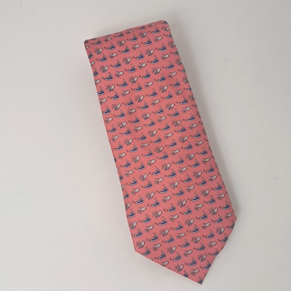 Vineyard Vines pink and blue silk tie splashing whale print - Picture 1 of 9